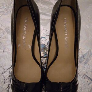 Genuiene Black Leather Heels with Bow